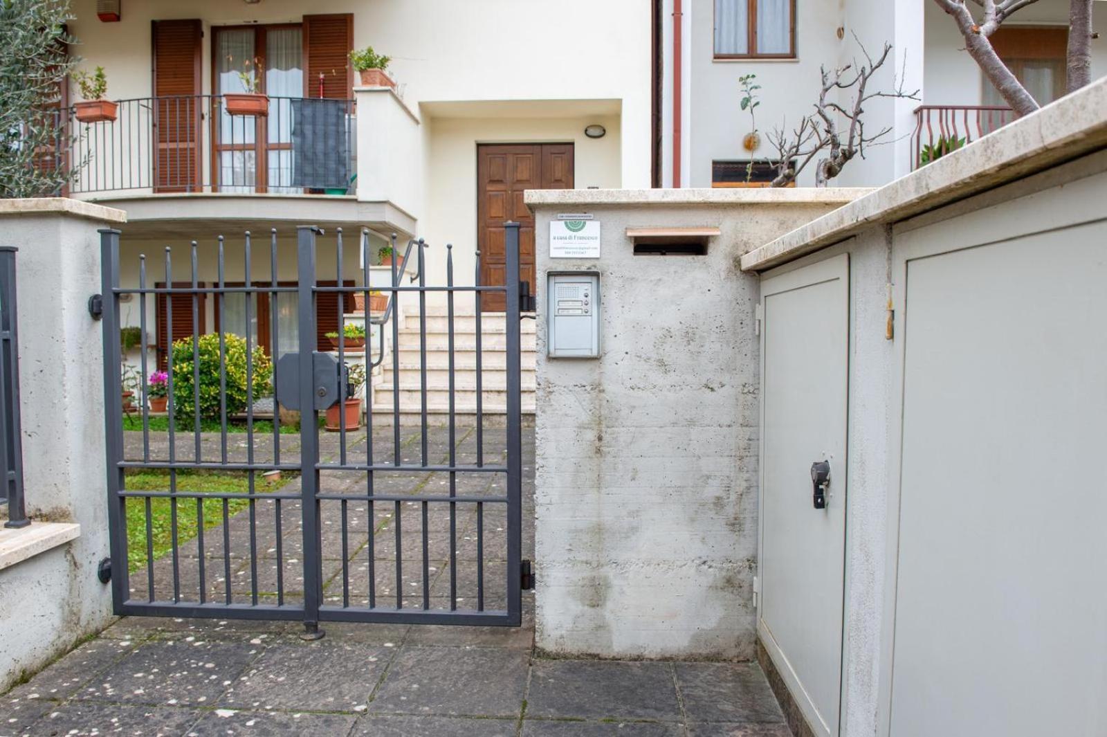 Apartament A Casa Di Francesco Santa Maria Degli Angeli  Zewnętrze zdjęcie